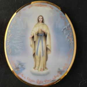 1995 Ardleigh-Elliott "VIRGIN OF THE POOR" Music Box By Hector Garrido NEW